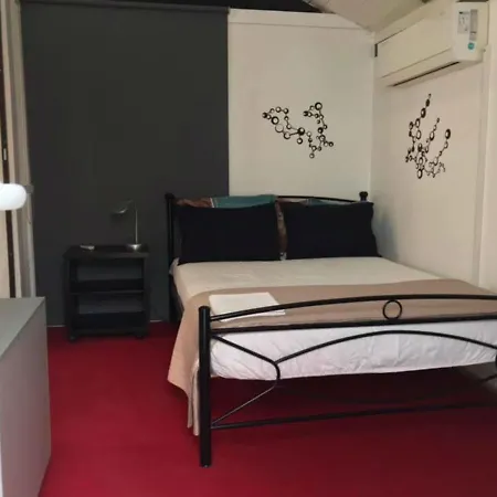 Absolute Apartment
