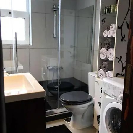 Absolute Apartment